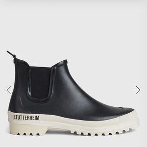 Stutterheim Chelsea Rainwalker Boot in Black/White